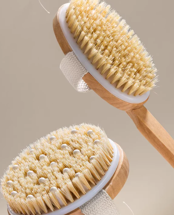 Cepillo manual de ropa portátil