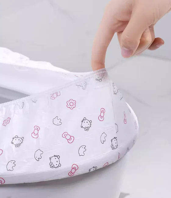 El asiento del inodoro desechcubre